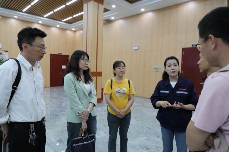 河南yl7703永利官网集团与安阳工学院举办院企合作座谈会